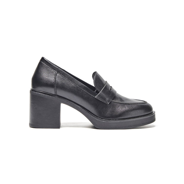 Demir Zapato