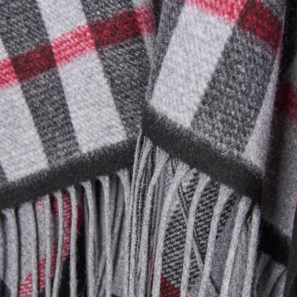 Quebec Poncho